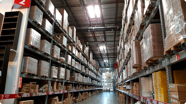 Условия работы на складах